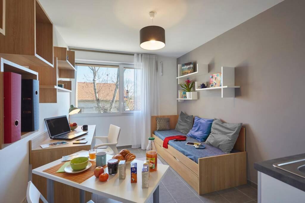 Residence Nemea - Beaux Arts Монпелие Екстериор снимка
